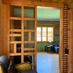 Cozy Private House With Patio Near The Beach! Vakantiehuis