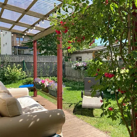別荘 Cozy Private House With Patio Near The Beach!