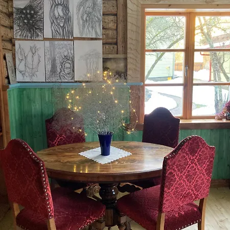 Cozy Private House With Patio Near The Beach! Vakantiehuis Pärnu