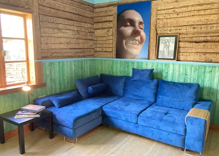 Cozy Private House With Patio Near The Beach! Vakantiehuis Pärnu