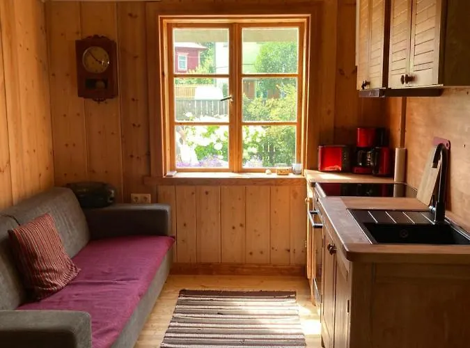 Vakantiehuis Cozy Private House With Patio Near The Beach! *