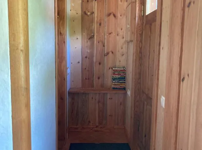 Cozy Private House With Patio Near The Beach! Vakantiehuis