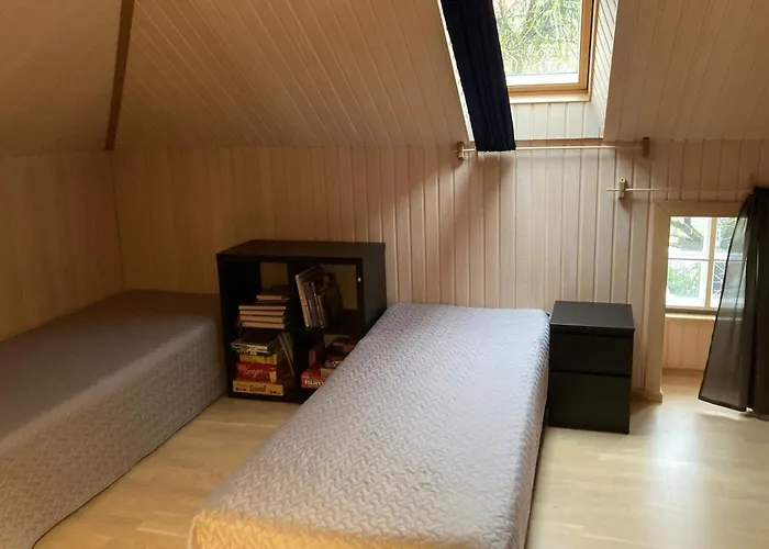 Cozy Private House With Patio Near The Beach! Vakantiehuis Pärnu