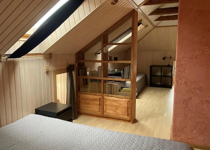 Cozy Private House With Patio Near The Beach! Vakantiehuis